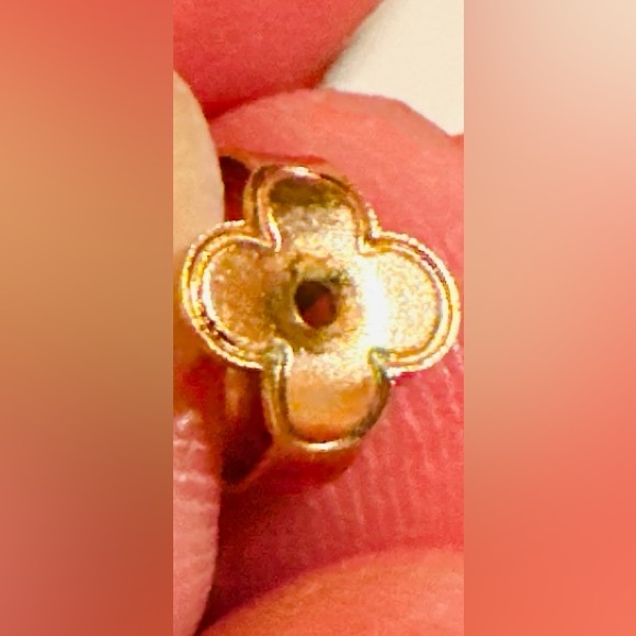 💎LOUIS VUITTON Chain Pierce Earrings Full Inclusion - Picture 15 of 17